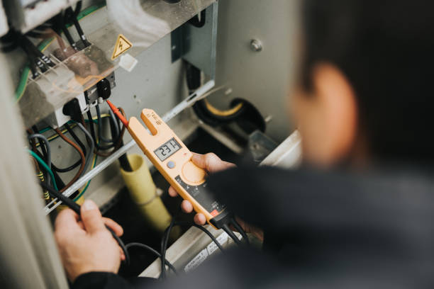 Best Licensed Electrician  in Versailles, KY